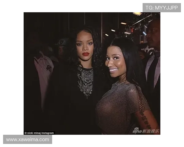 克莱女友回应透视装争议称戴乳贴但仍未能遮住敏感部位